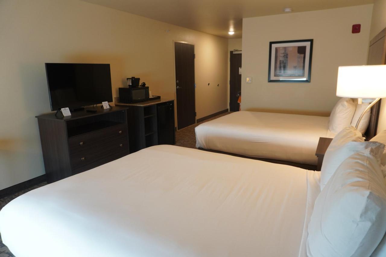Comfort Inn & Suites Medina Екстериор снимка