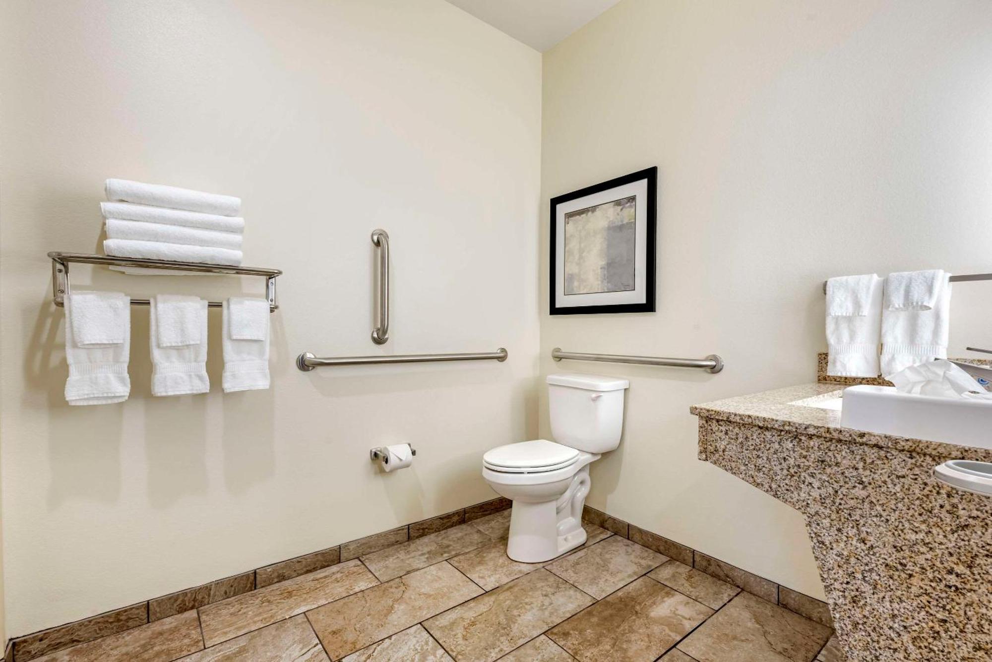 Comfort Inn & Suites Medina Екстериор снимка