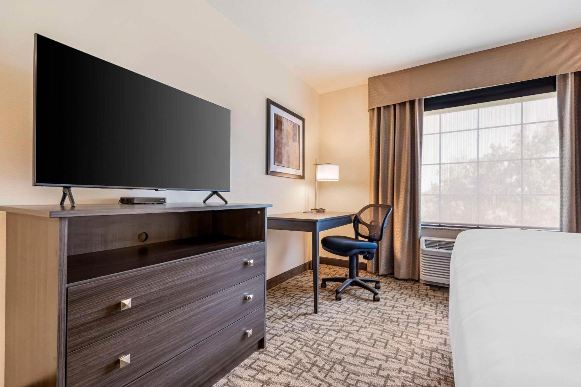 Comfort Inn & Suites Medina Екстериор снимка