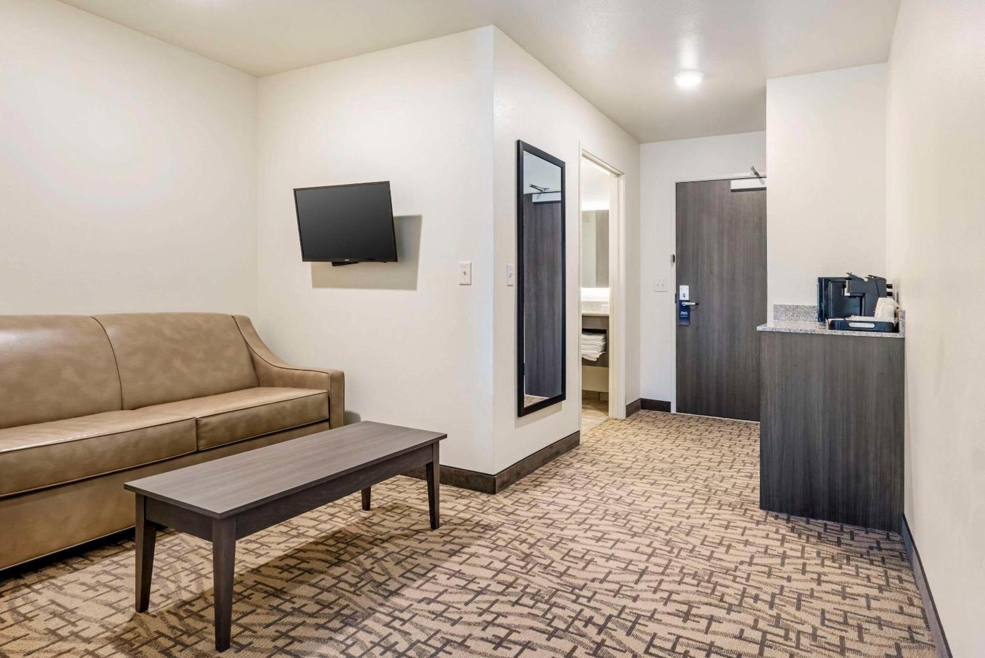 Comfort Inn & Suites Medina Екстериор снимка